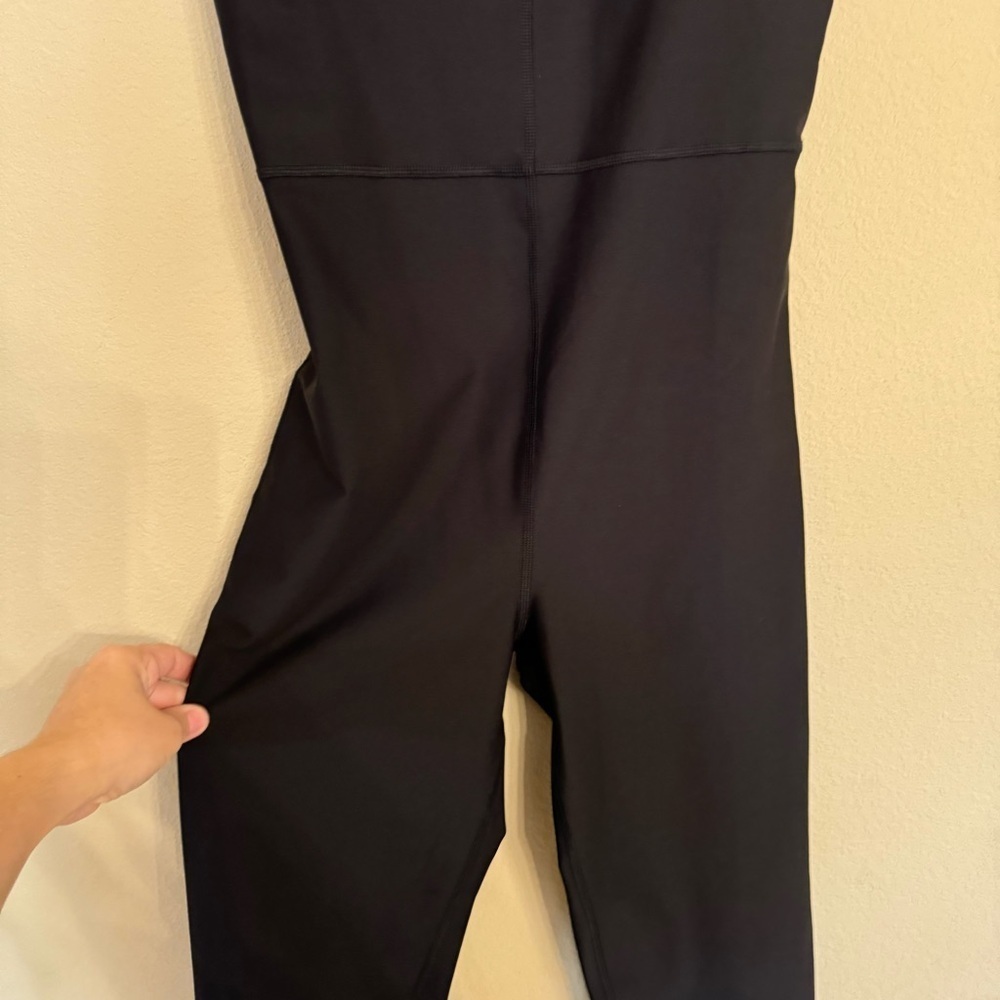 Old Navy Active One-piece Jumpsuit Unitard Powersoft Size M Casual Stretch Yoga - Picture 4 of 15